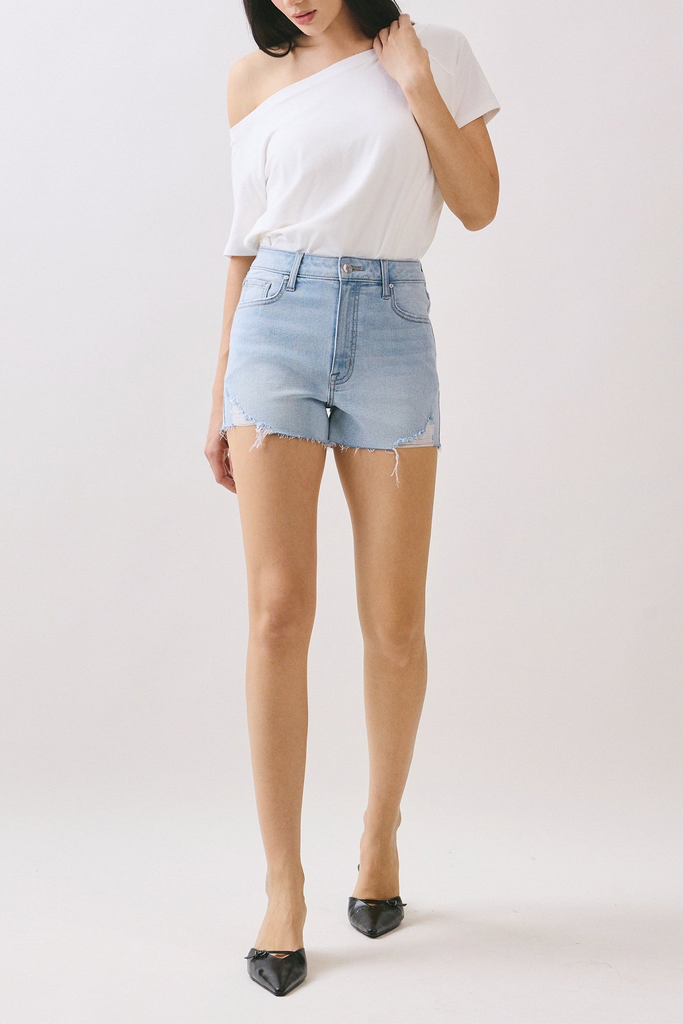 Eunina Lulu Cut Off Short in Sandalwood