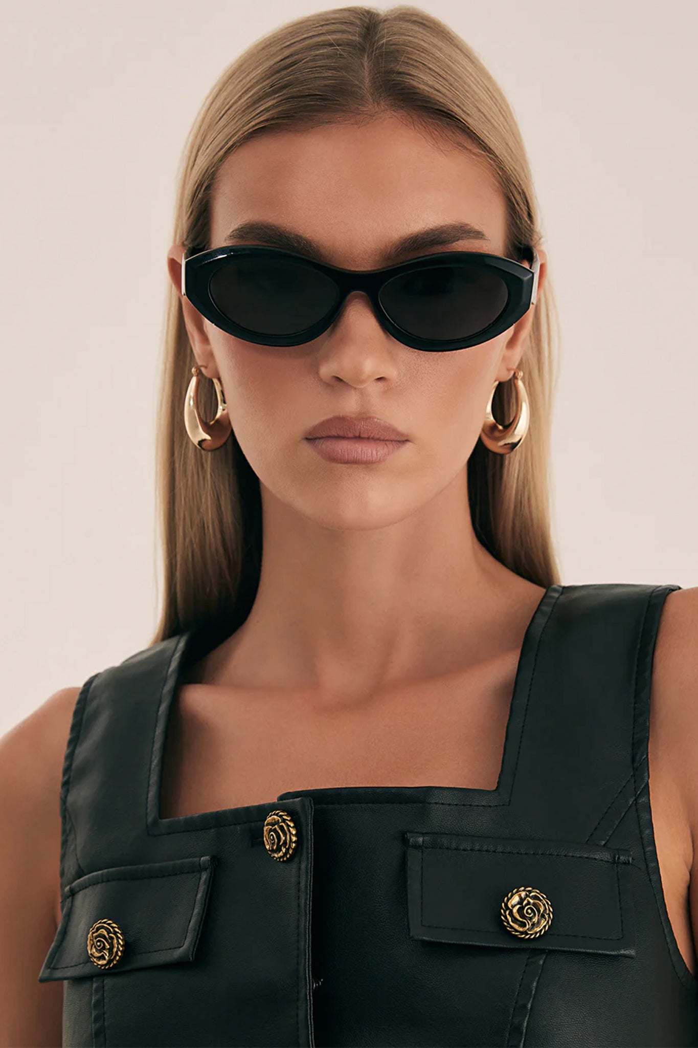 The Selita in Black Jet