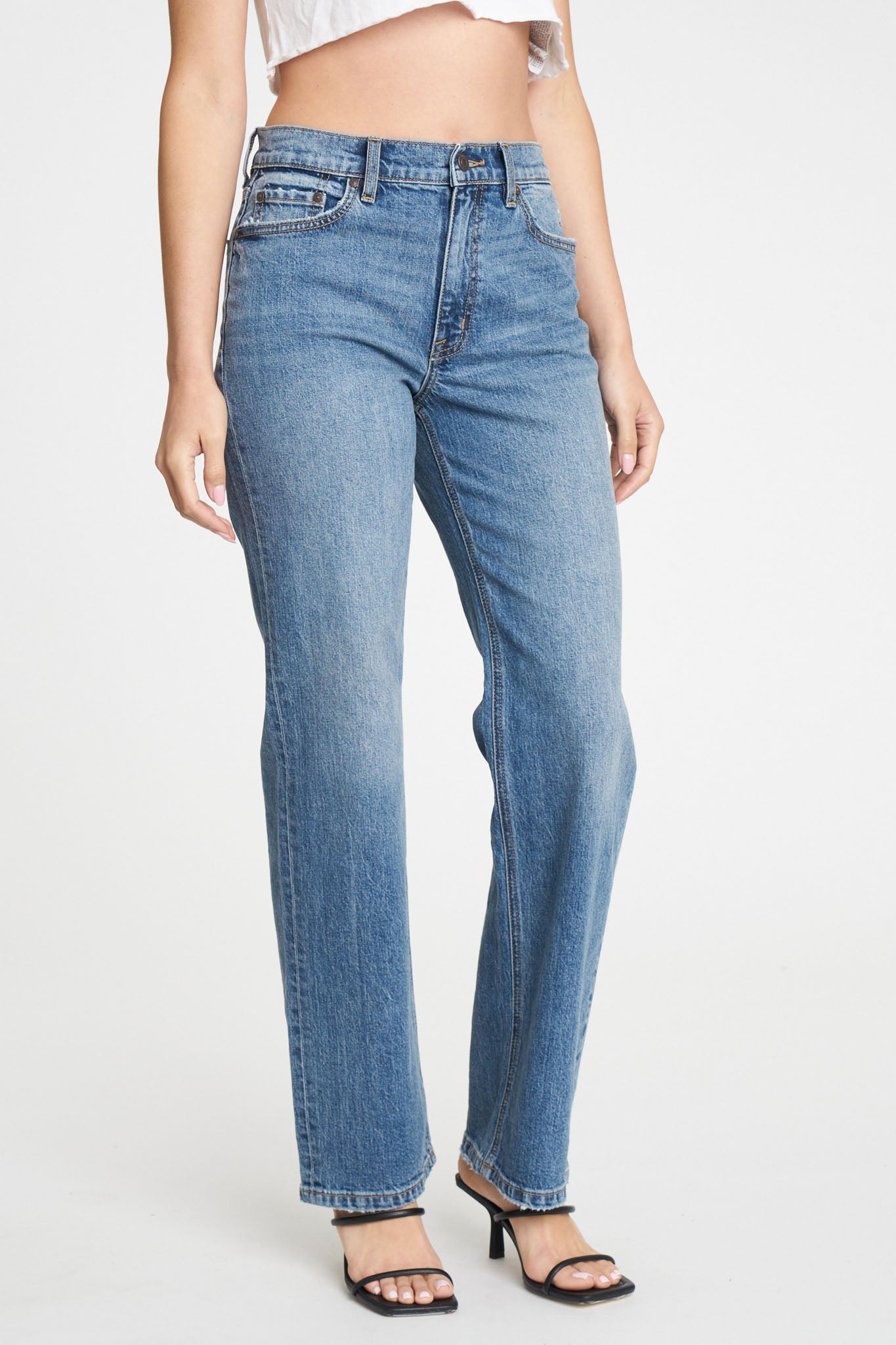 View 3 of Eunina Codi Dad Jeans in Mesquite, a Jeans from Larrea Cove. Detail: .