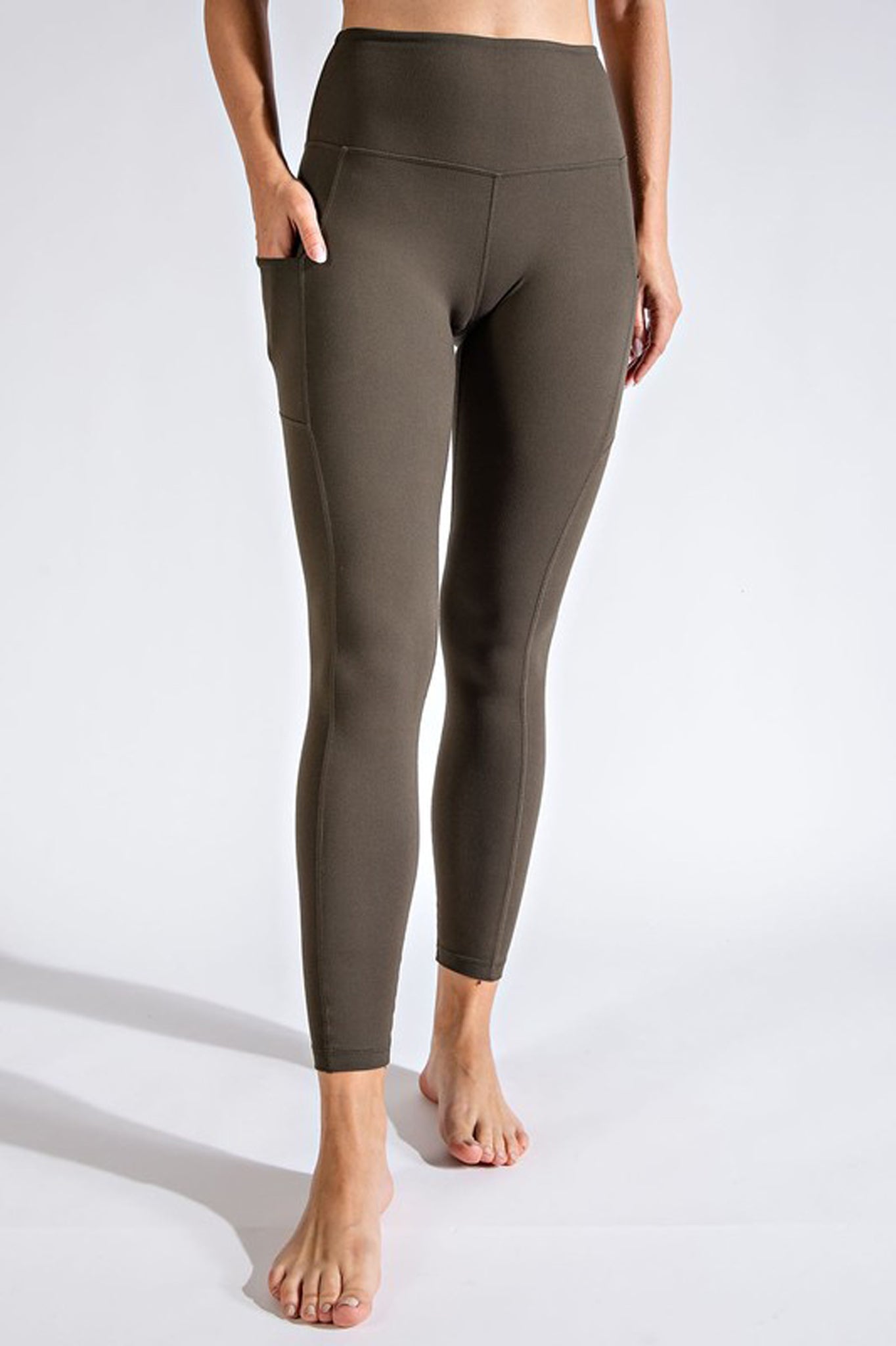 Legging with Pockets in Olive