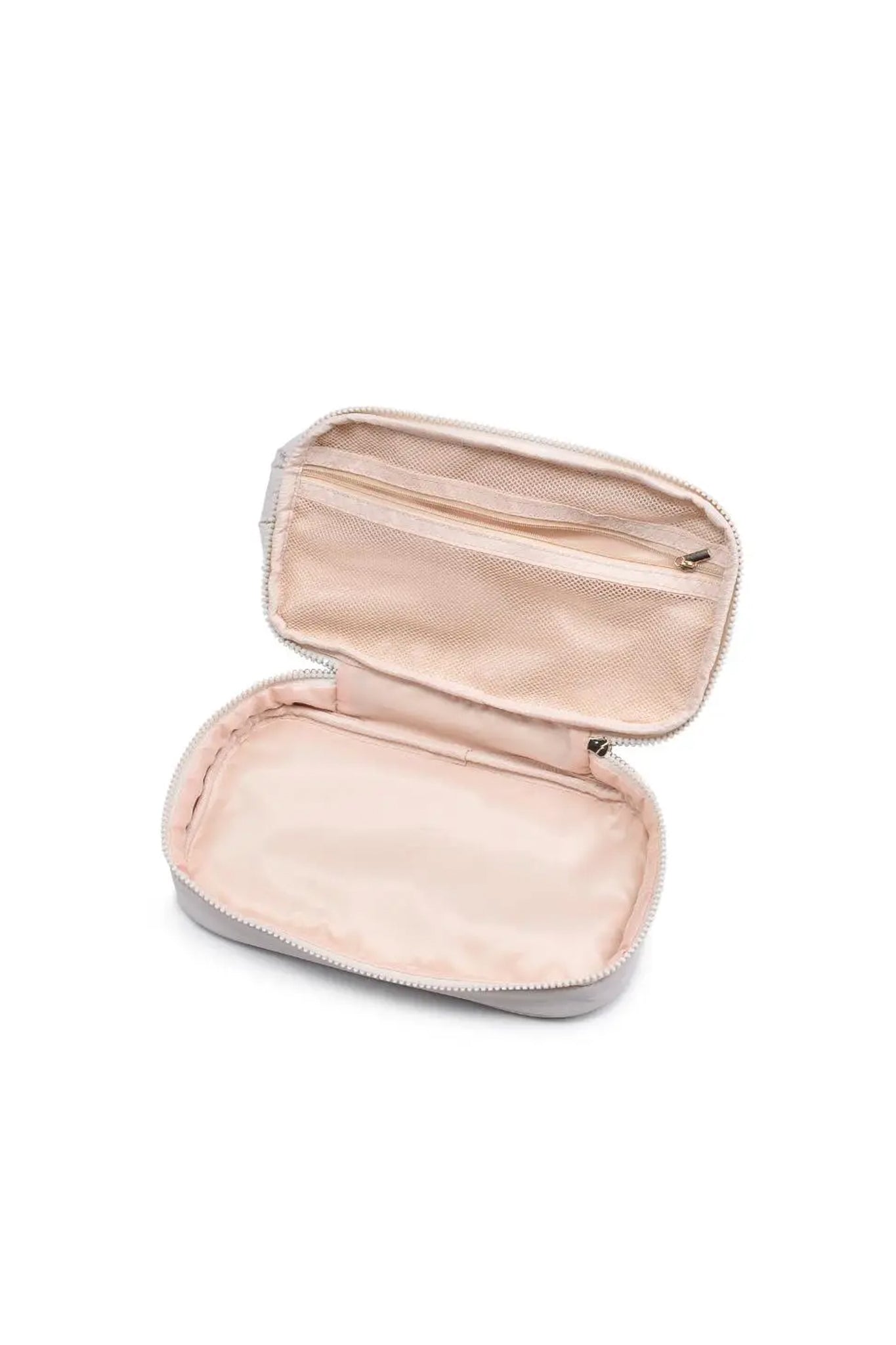 Nylon Dopp Kit in Cream