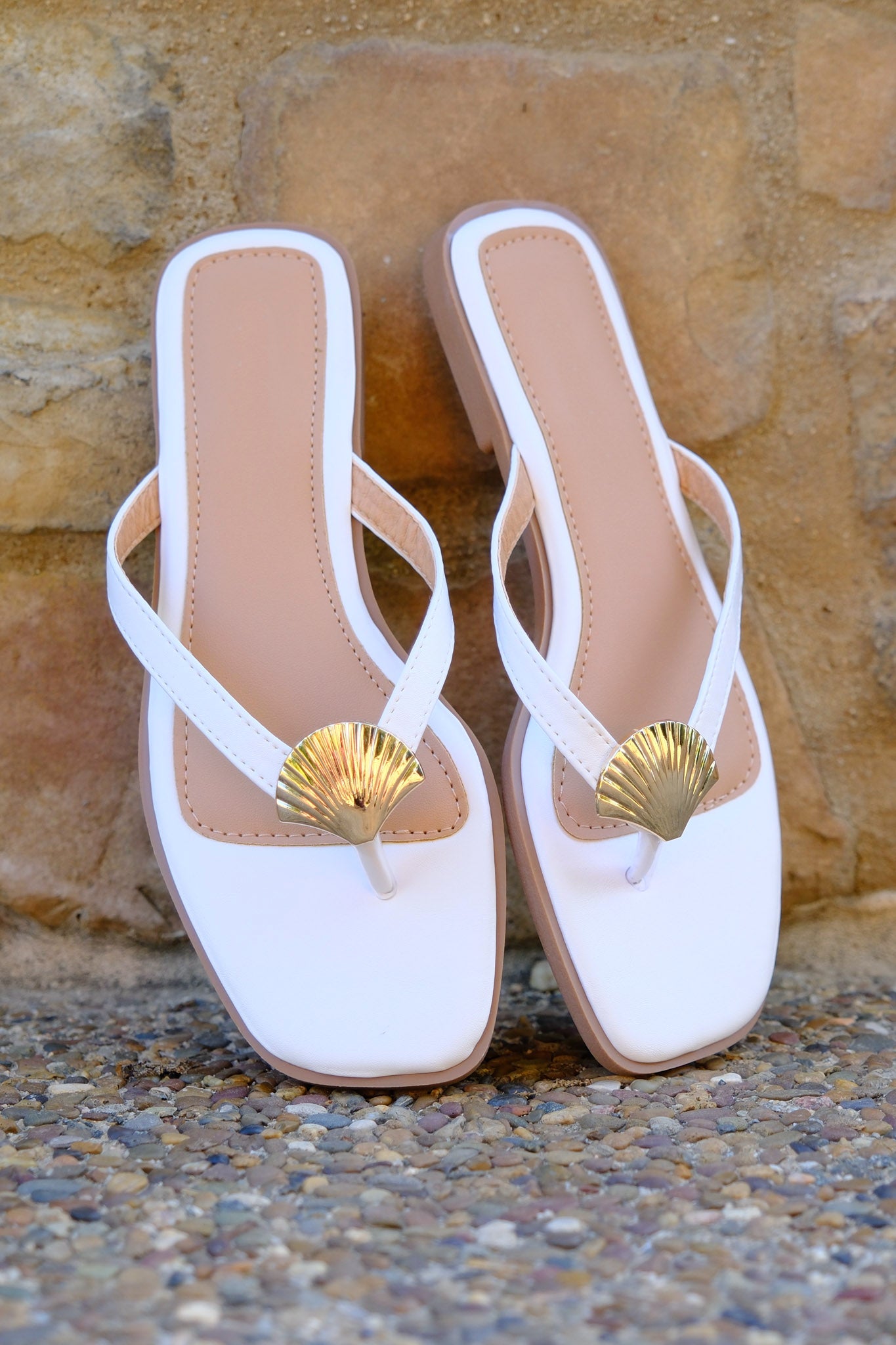 Shell Flat Sandals in White