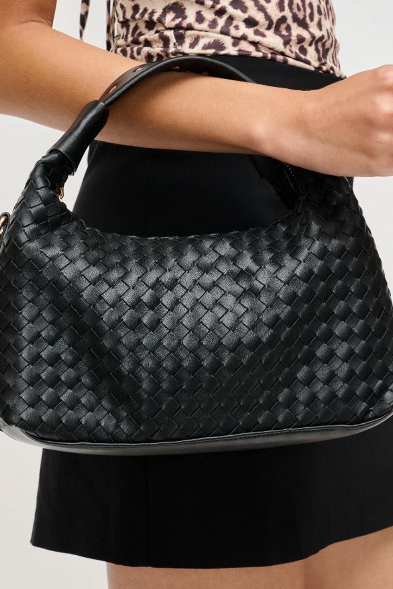 Ripley Woven Crossbody in Black