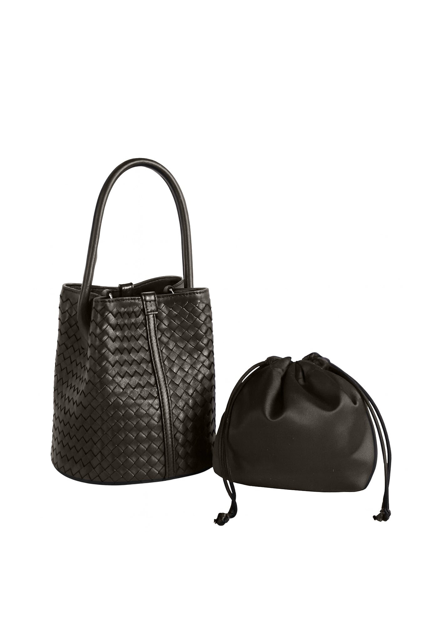2 in 1 Woven Bucket Bag in Chocolate