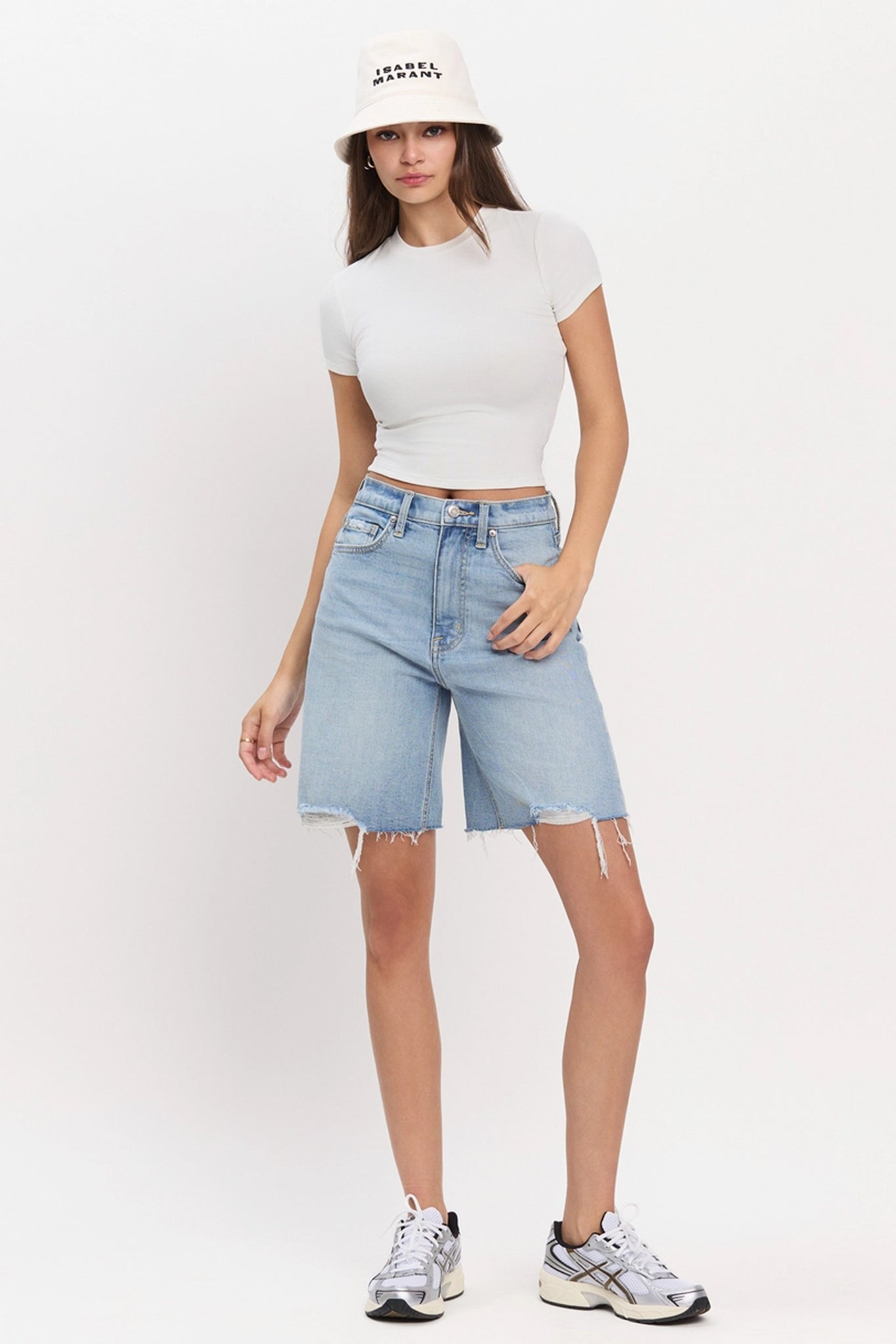 Alan Relaxed Short in Noran