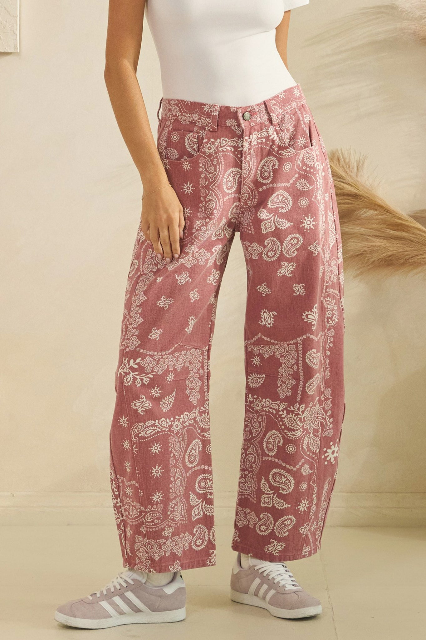 Paisley Barrel Jeans in Mauve