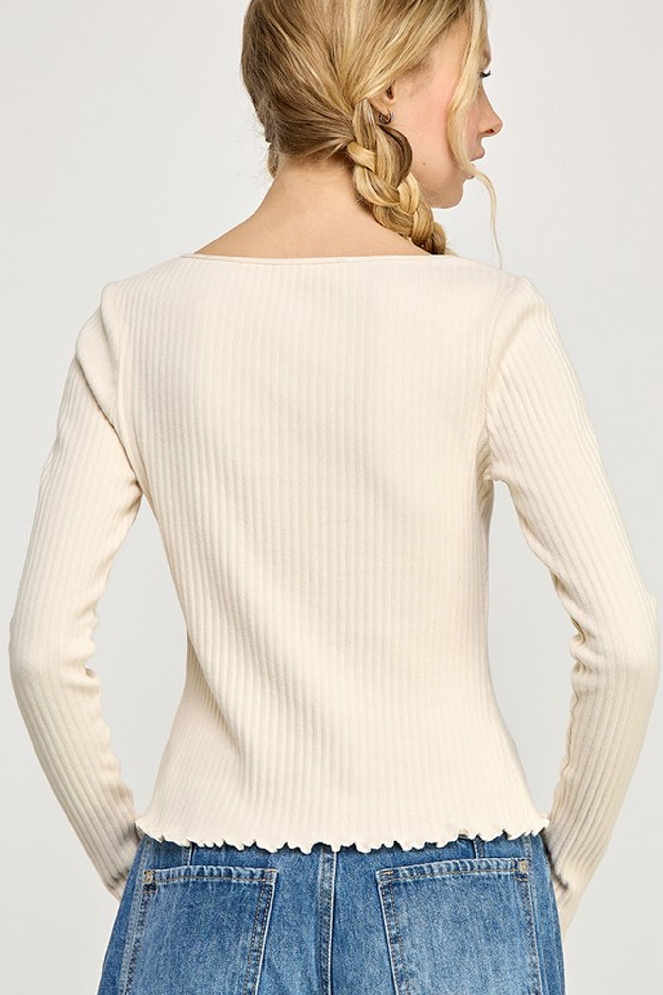 Embrace boho elegance with Larrea Cove's long sleeve ribbed cardi, a cozy addition to your coastal tops collection.
