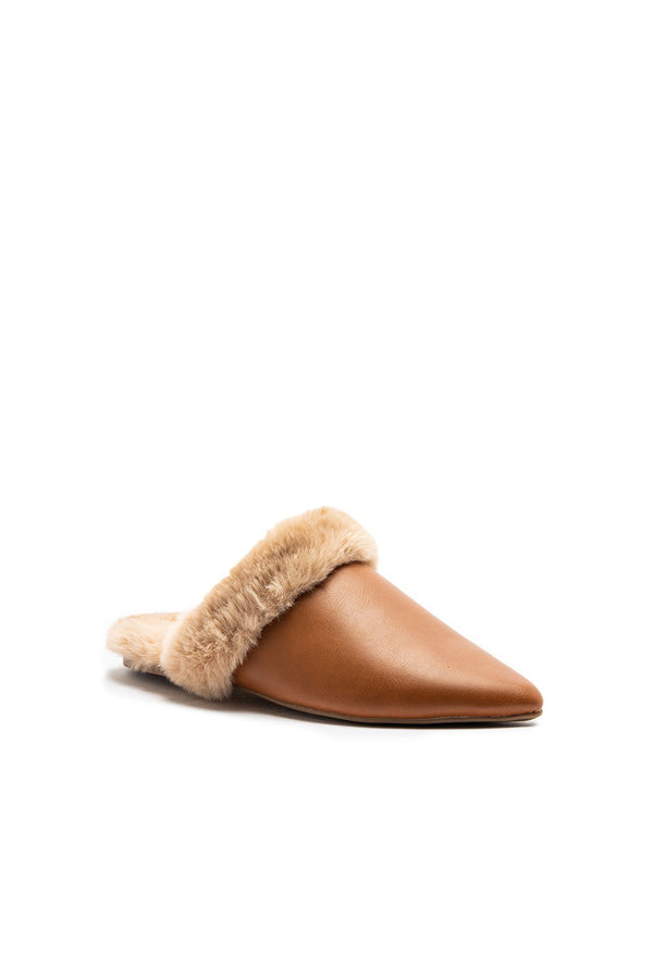Qupid Shearling Mule in Camel