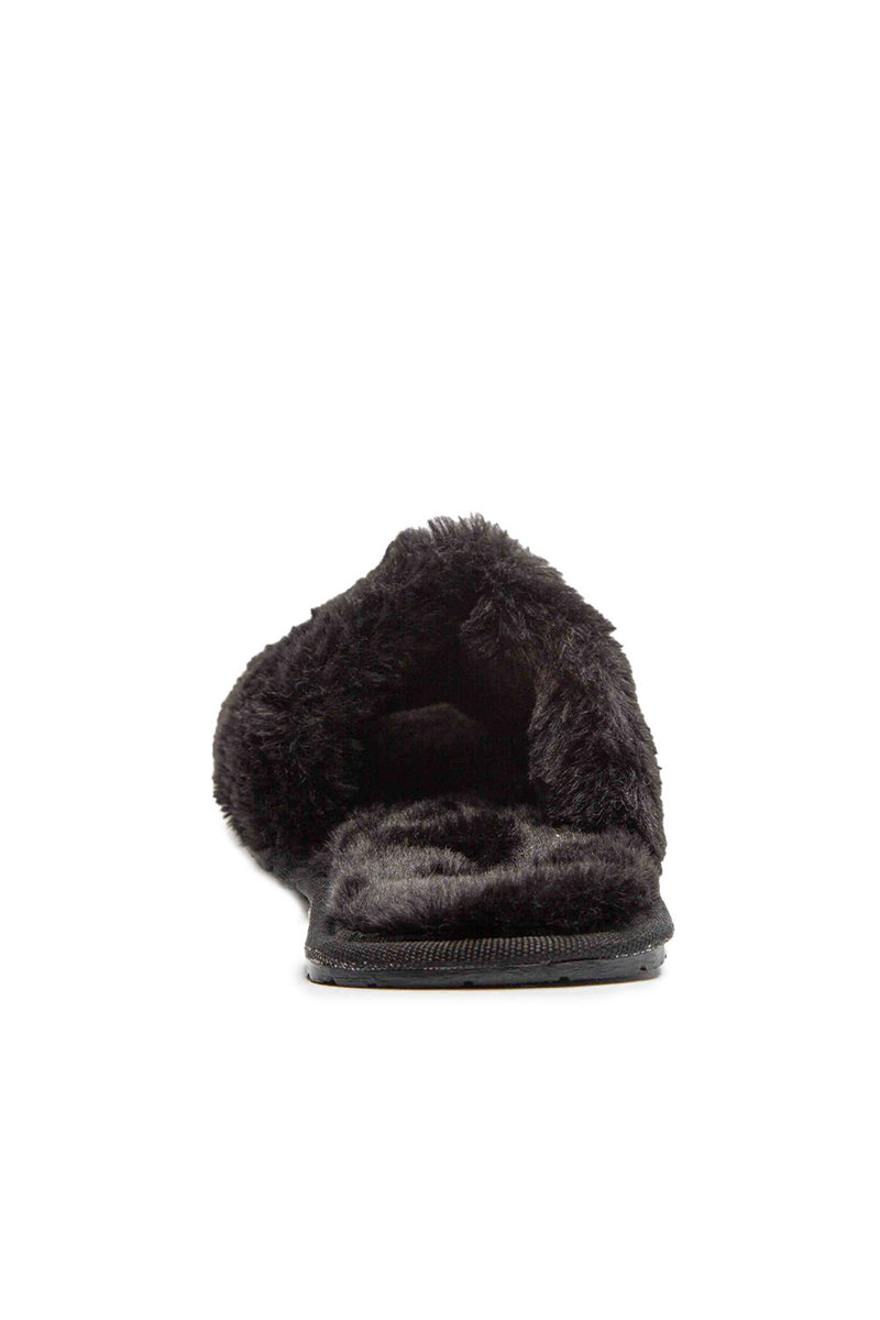 Qupid Fuzzy Shearling Slipper